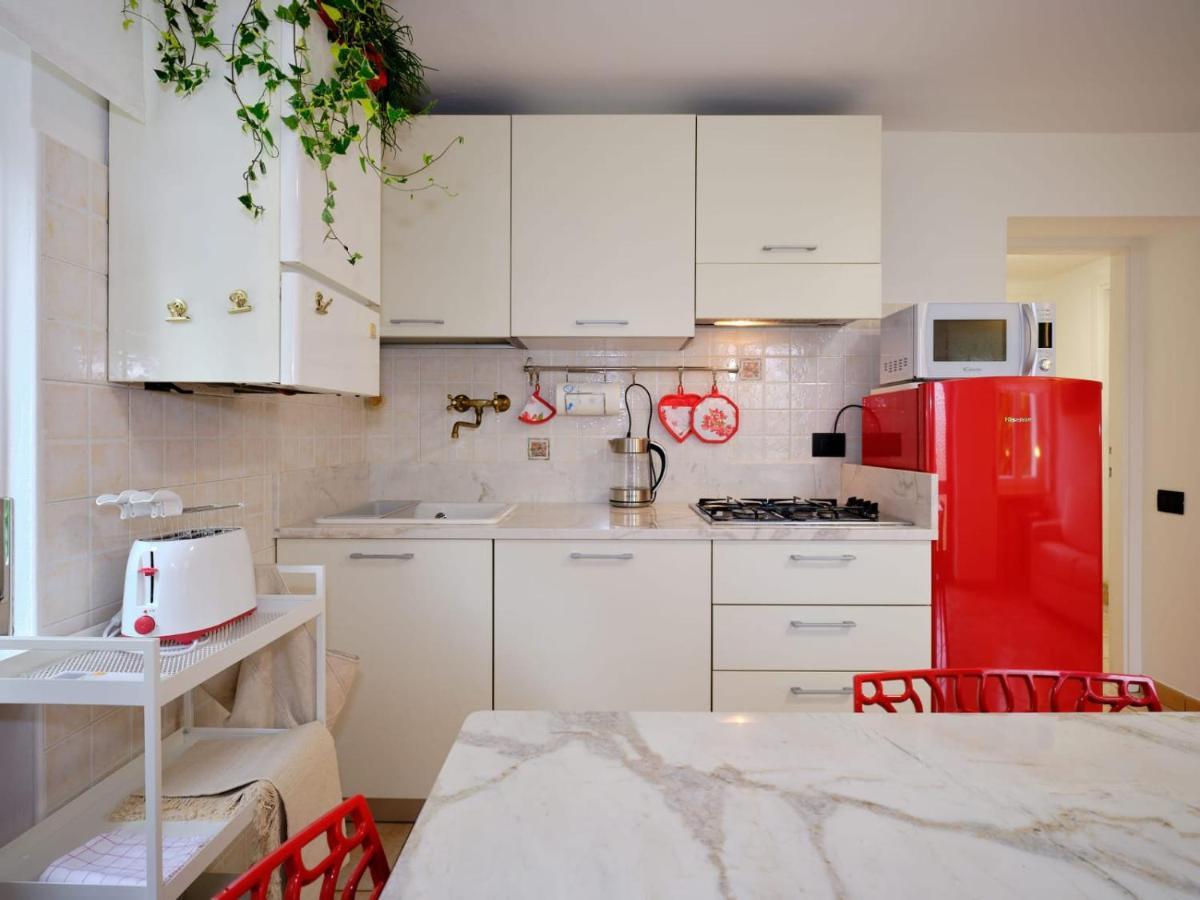 Domus Garda Apartment การ์ดา ภายนอก รูปภาพ