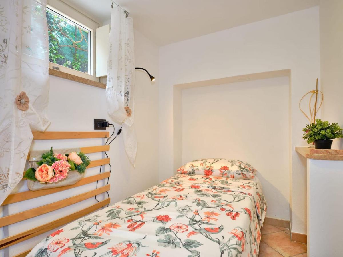 Domus Garda Apartment การ์ดา ภายนอก รูปภาพ