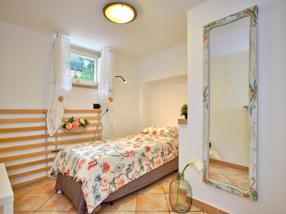 Domus Garda Apartment การ์ดา ภายนอก รูปภาพ