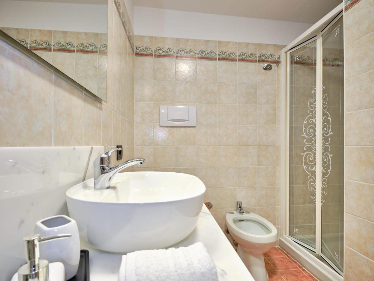 Domus Garda Apartment การ์ดา ภายนอก รูปภาพ